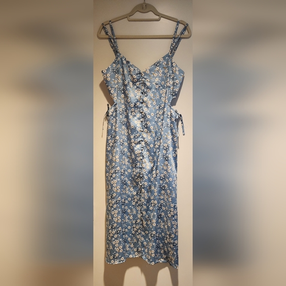 Petite Studio Dresses & Skirts - Petite Studio NYC Blue Floral Gracie Dress
